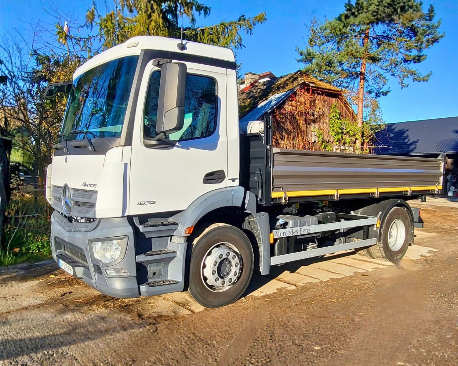 skład budowlany - kapera squad - stadniki 68